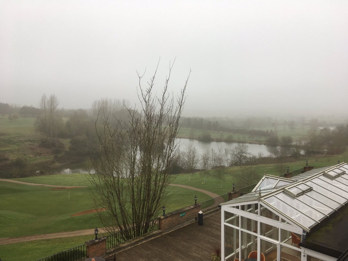 MarkMitch781's tweet photo. Ready for some golf. Hopefully the mist will lift soon. @HellidonLakesQ #golf #hellidonlakes. 🏌️ https://t.co/yQ1v5GVEr1