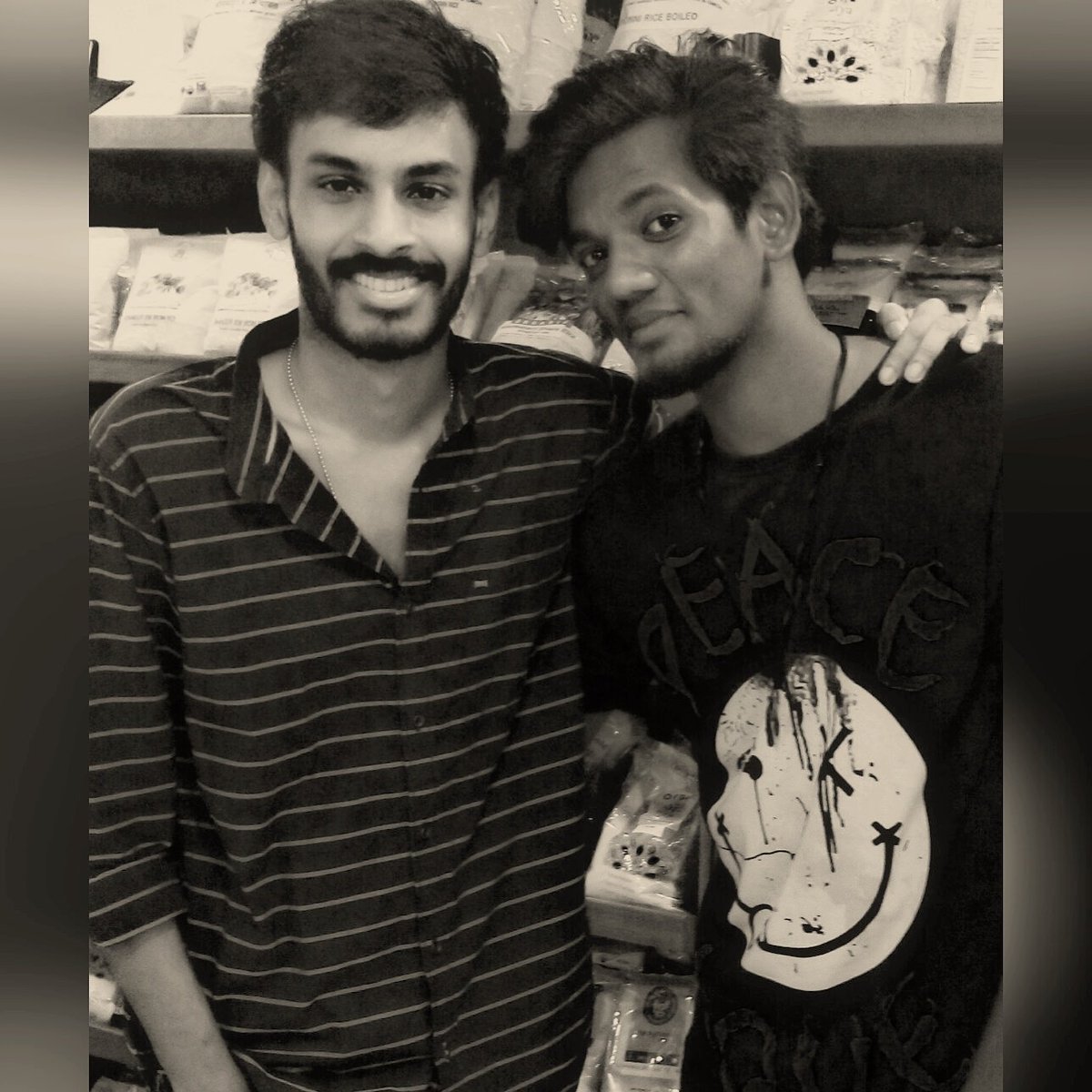 mc_valluvar's tweet photo. #leonjames https://t.co/FQd2V2l33U