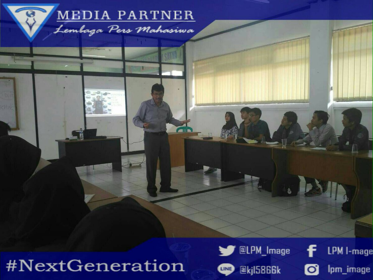 LPM_Image's tweet photo. [LIVE REPORT]
Telah berlangsung half training day yang diselenggarakan EBC IKOPIN
https://t.co/sbuctrWGjY

#lpmimage
#betherealjournalism https://t.co/R9itheZHnH