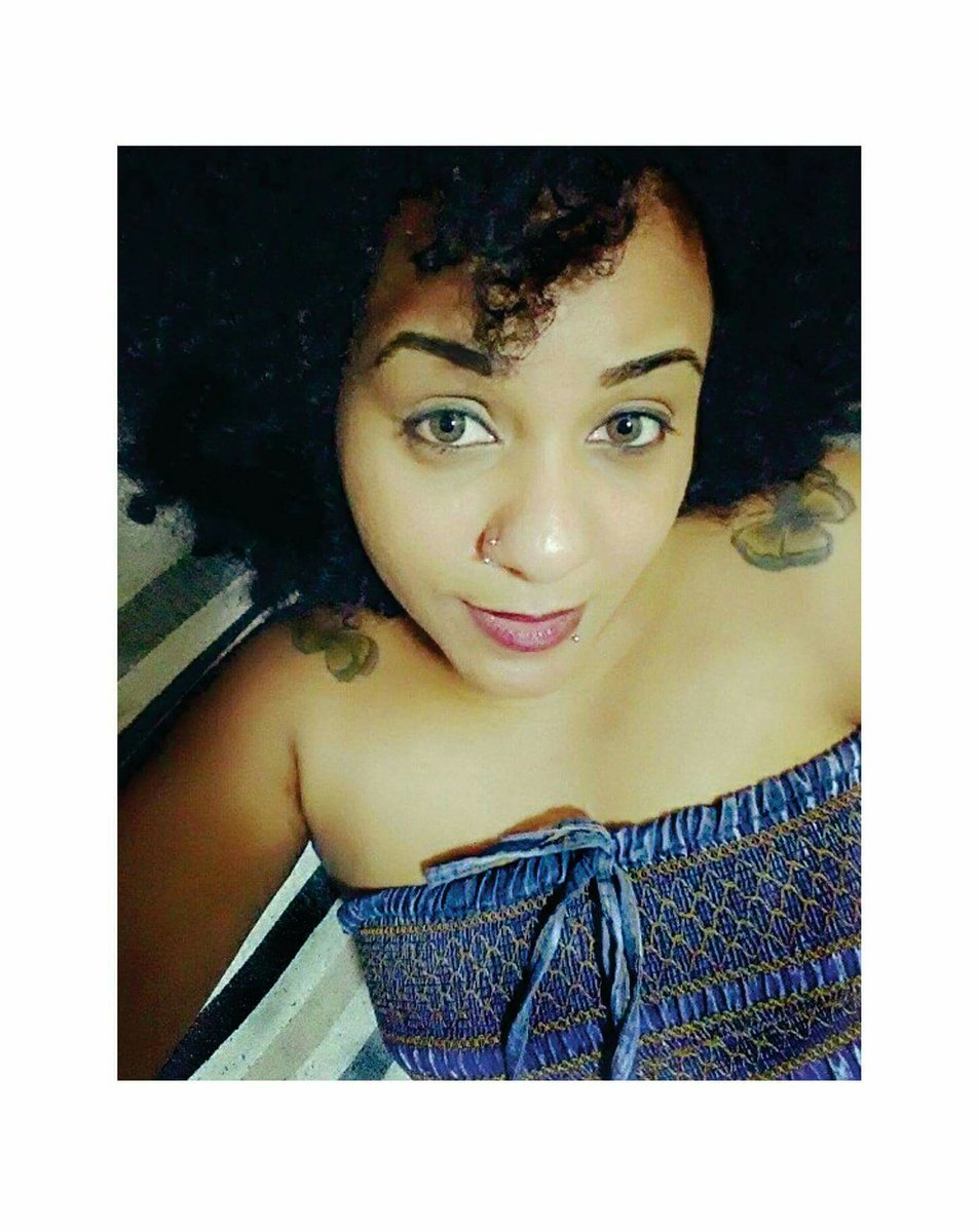 Leiablack1's tweet photo. Boa noite bb  💞 🌜 https://t.co/1v05Rj7J7j