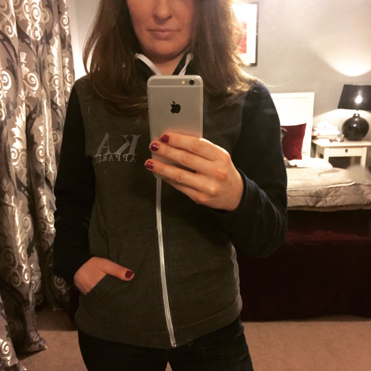 KApparelEquest's tweet photo. It's early but I'm UP!! Who else is up and at it?? #earlyriser #letsgettheyarddone #KApparel #WeAreKApparel #EveryEquestrian https://t.co/VT4j9xDJH7
