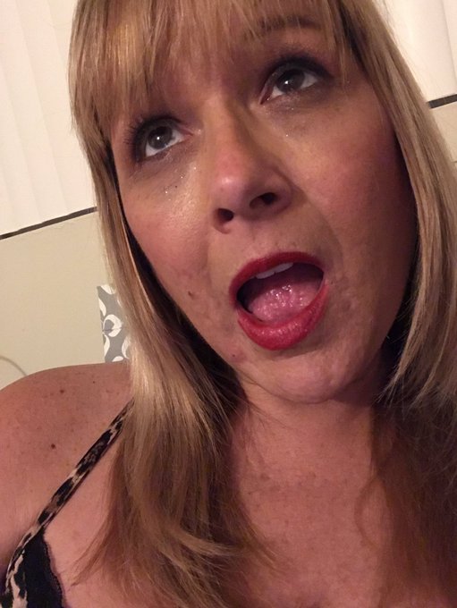 Good night sexy people https://t.co/ORDtKH4lD9