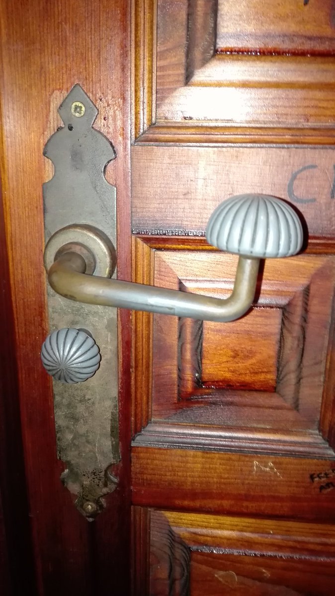 Cerrajero reparaciones urgentes Madrid y toda la Comunidad.Llama ya!!!