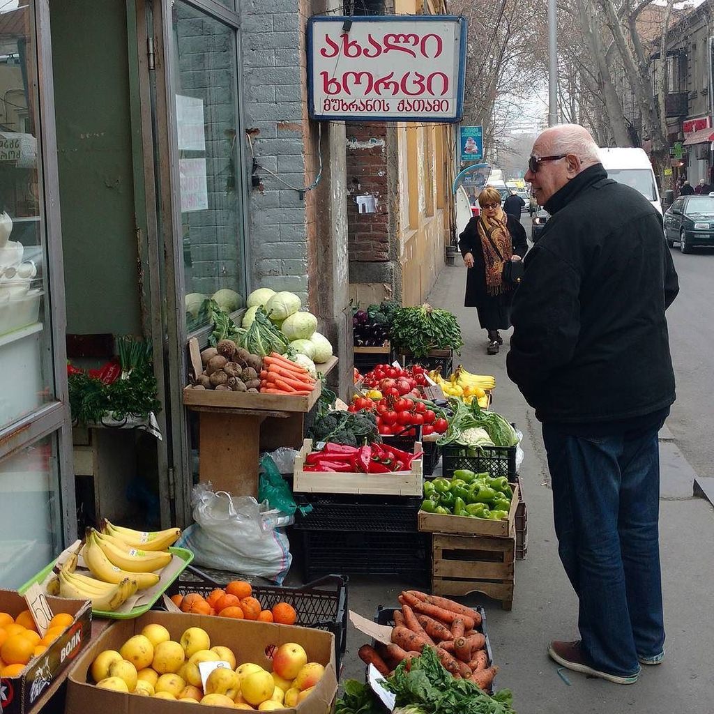 siontak's tweet image. ახარლი ხორცი / AKHALI KHORTS&apos;I / fresh meat / 新鮮な肉(中に肉屋)

#グルジア語単語帳 #language #languagelea… ift.tt/2lMOCeC