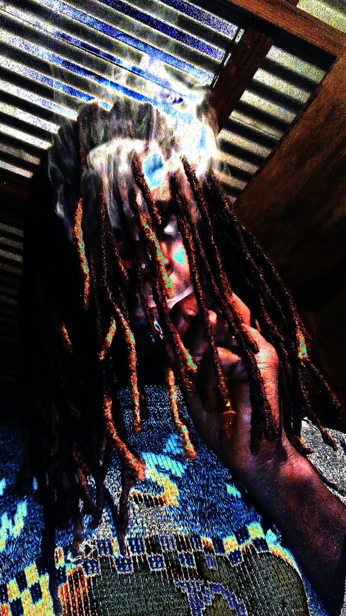 Murdah2300's tweet photo. Life over death!! https://t.co/26oIOAqHOm