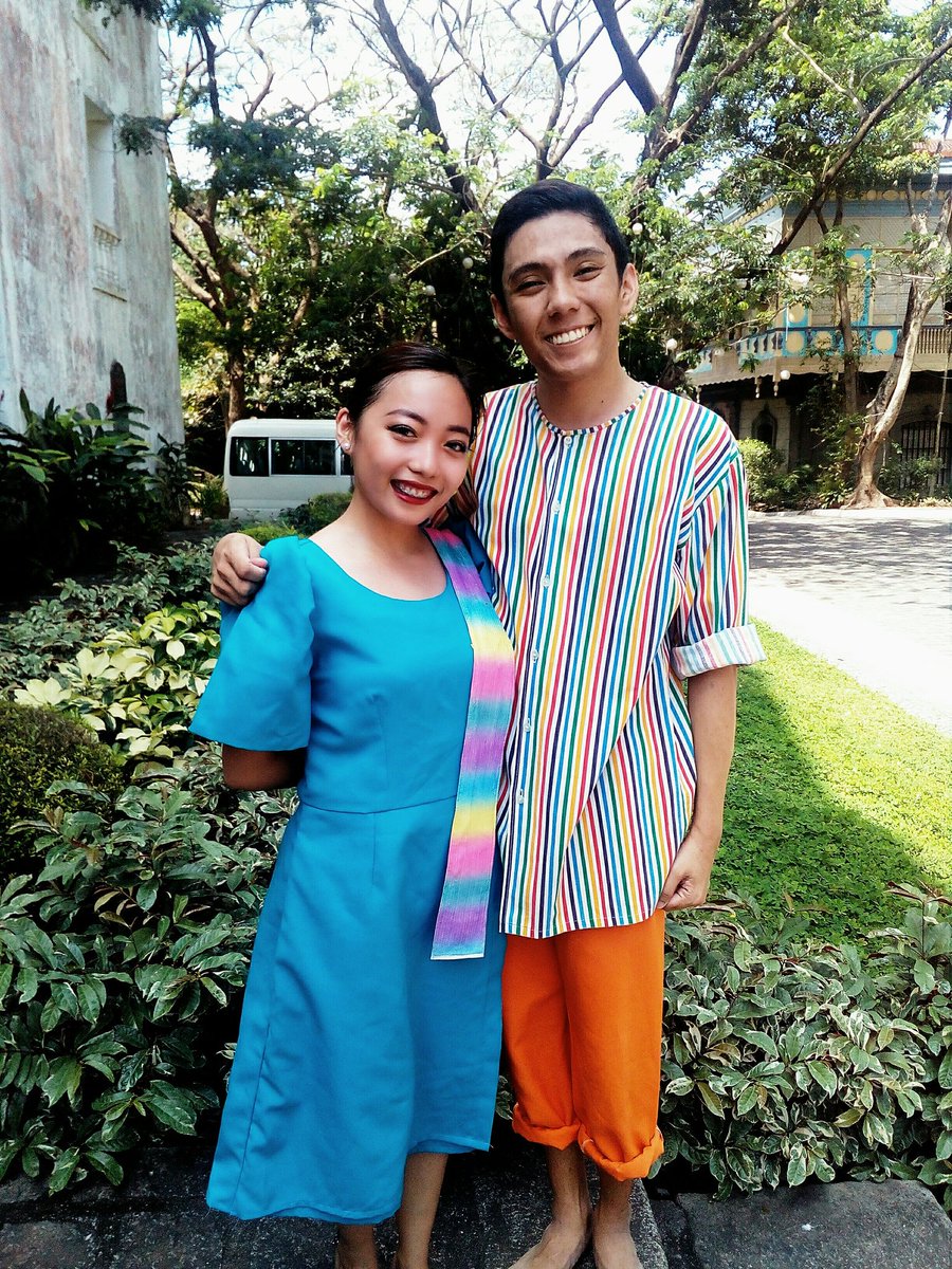 nieljohnn_'s tweet image. Tinikling performance on a weekend.💃#culturalperformer #dancelife #LSFDC