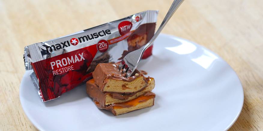 Maximuscle's tweet photo. 1 #Maximuscle Millionaires Shortbread Promax bar (remove wrapper)
20secs in the microwave
= an indulgent (guilt-free) dessert 👌 https://t.co/eWaLmW2BSY