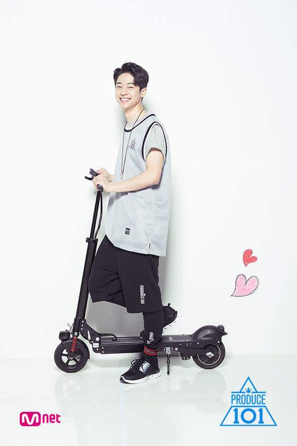 PALM_Palm2001's tweet photo. ชื่อ คิม ดงฮยอน
ค่าย Brand New Music อายุ 20 (เกาหลี) กรุ๊ปเลือด O ส่วนสูง 179 cm น้ำหนัก 63 kg ระยะเวลาการฝึก 11 เดือน #PRODUCE101 💘💘💘💘💘 https://t.co/yzyiiwPCZz