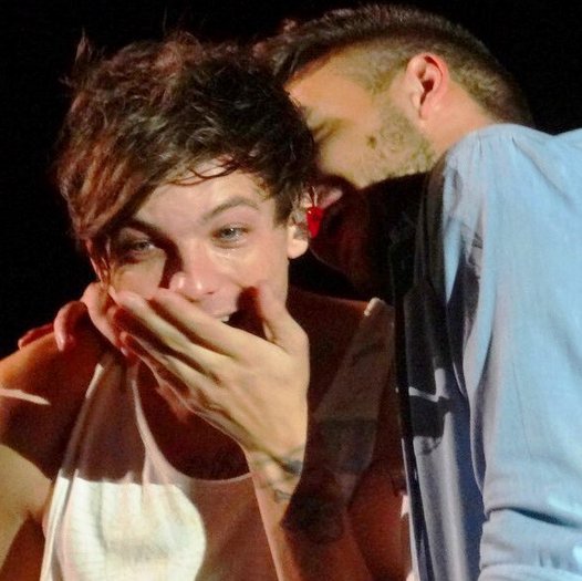 larry_____s's tweet photo. @Thankyou1dt Ой,божечки,и я люблю тебя котеночек❤️💕😍 https://t.co/GLneCM672G