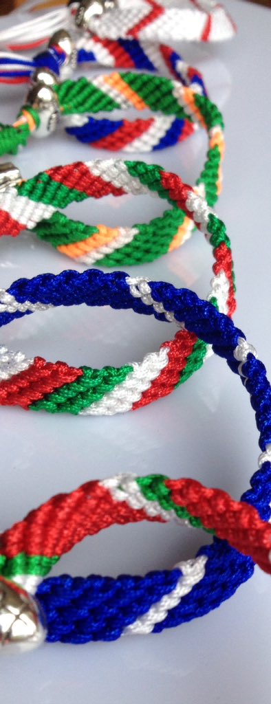 marysterrace's tweet photo. Heading to #Twicker today, drop by the @CabbagePatchPub to get your hands on a handmade @marysterrace #RugbyRope #sixnations #twickenham https://t.co/eckAMyMMQy