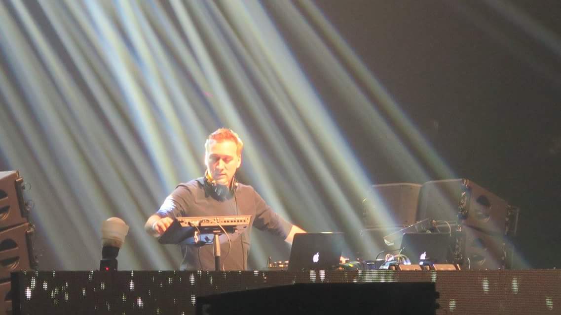 emmabeex's tweet photo. #DreamstateUk #BrixtonAcademy #London #BoroughMarket #CheeseandWine #AlyandFila #PVD #BryanKearney #ViniVinci #TranceFamily #RaversArmy https://t.co/EjGCPmA0O5