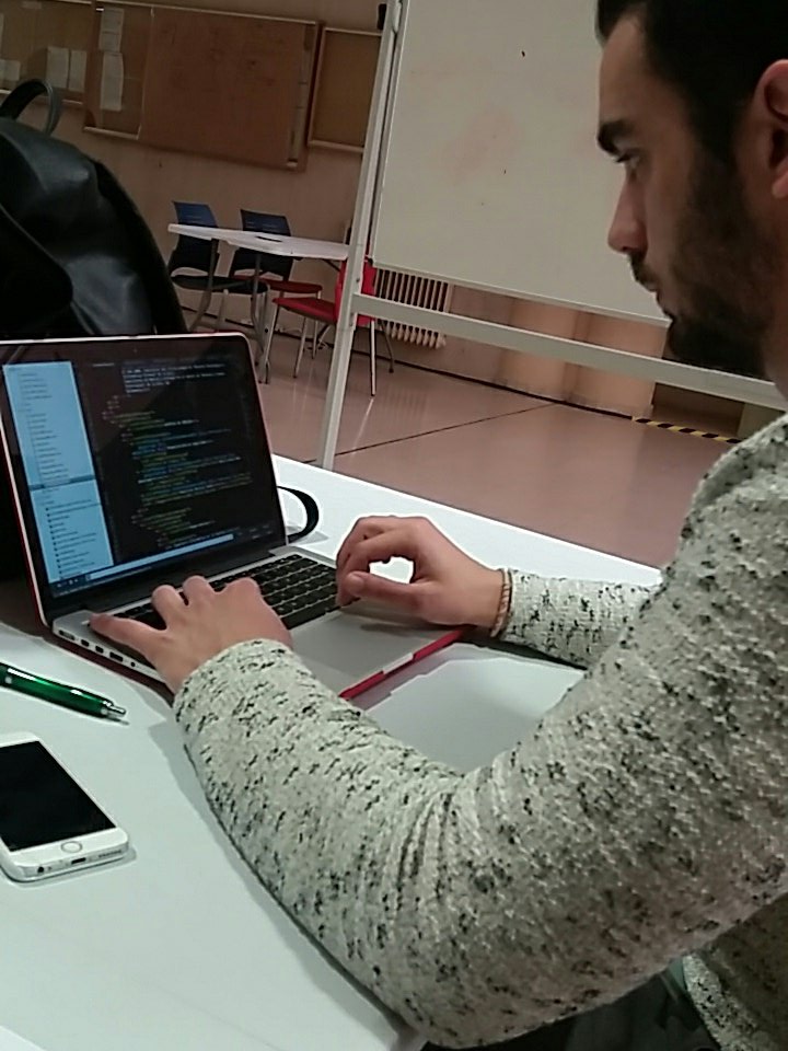 Job4AllApp's tweet image. Seguimos puliendo los últimos detalles #H4GCC #hackforgood @CatedraTEF_UEx @Hack_ForGood