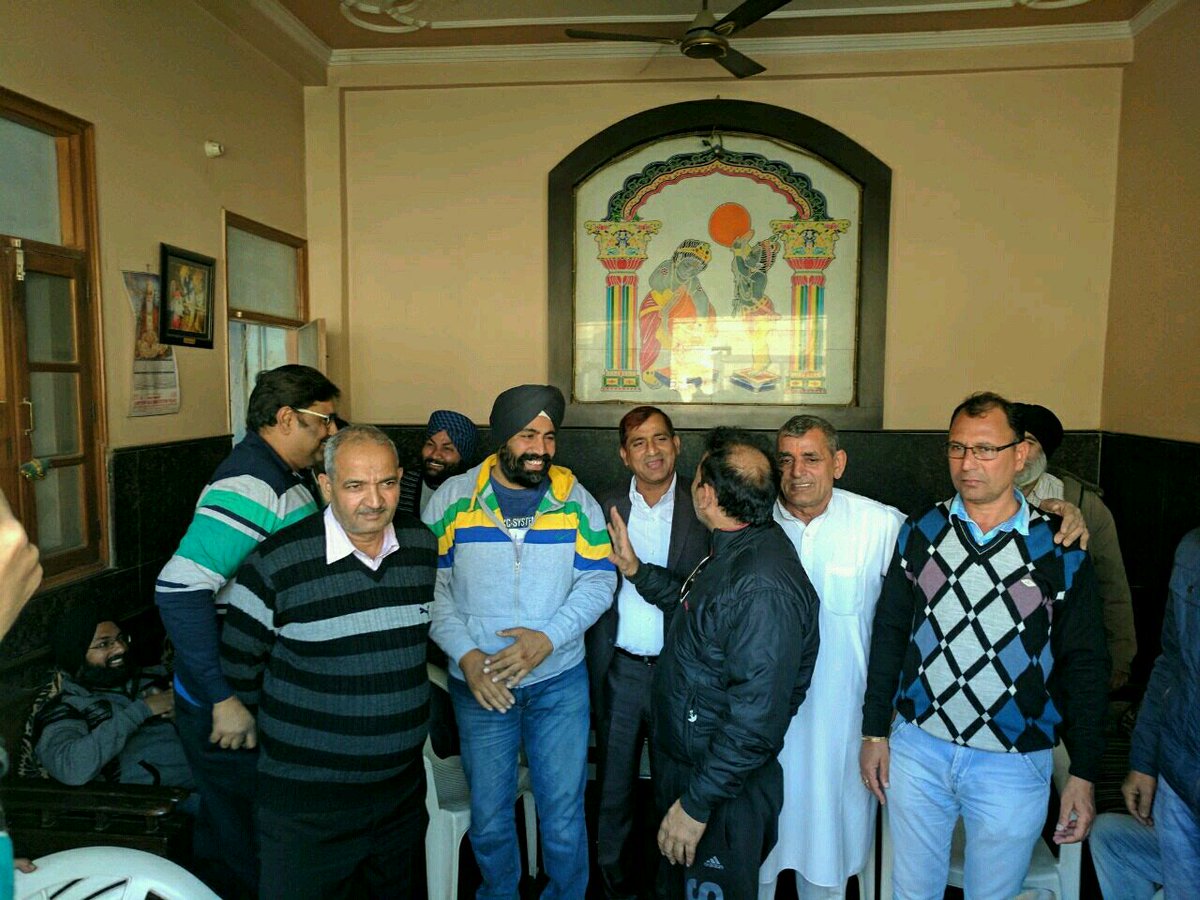 SimranS14329752's tweet photo. @kejriwalfanclub @rizwanriziu @AggaAlka jaan laga denge #sukhwinder gullu ko jitane mein #ticketforSukhwinderGullu #appinmcd https://t.co/ZL9hcwCF5L
