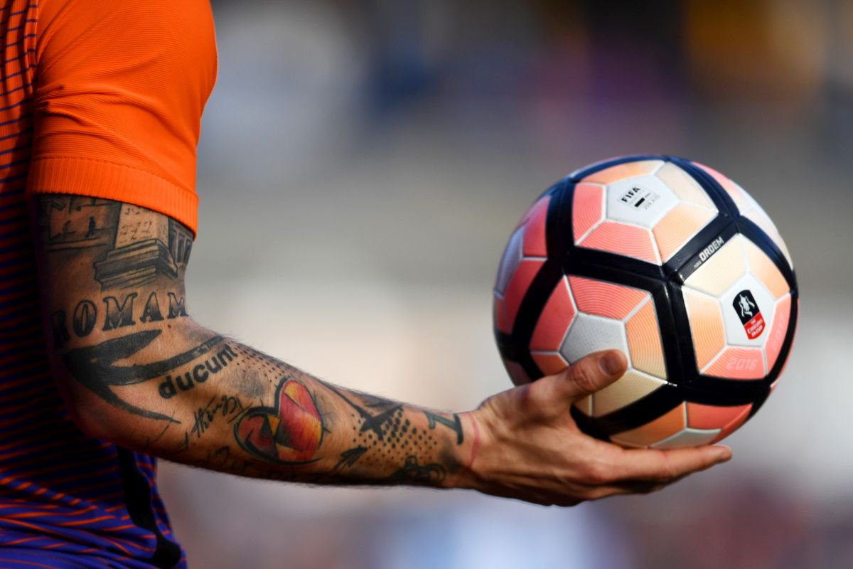 Peraturan baru FA Cup:
1. Jk laga berakhir seri, tdk ada REPLAY MATCH &amp; dilanjutkan ET/Penalti
2. Blh melakukan pergantian pemain ke-4 di ET