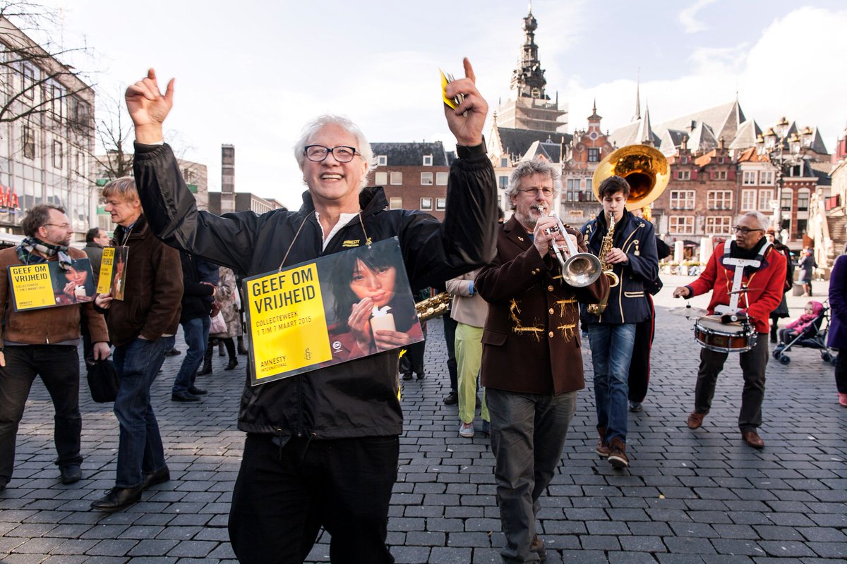 AmnestyNijmegen's tweet image. Laatste dag vd collecte voor @amnestynl Vanmiddag gaan wij met orkest Kladderadatsch en scholieren collecteren in het centrum van #Nijmegen!