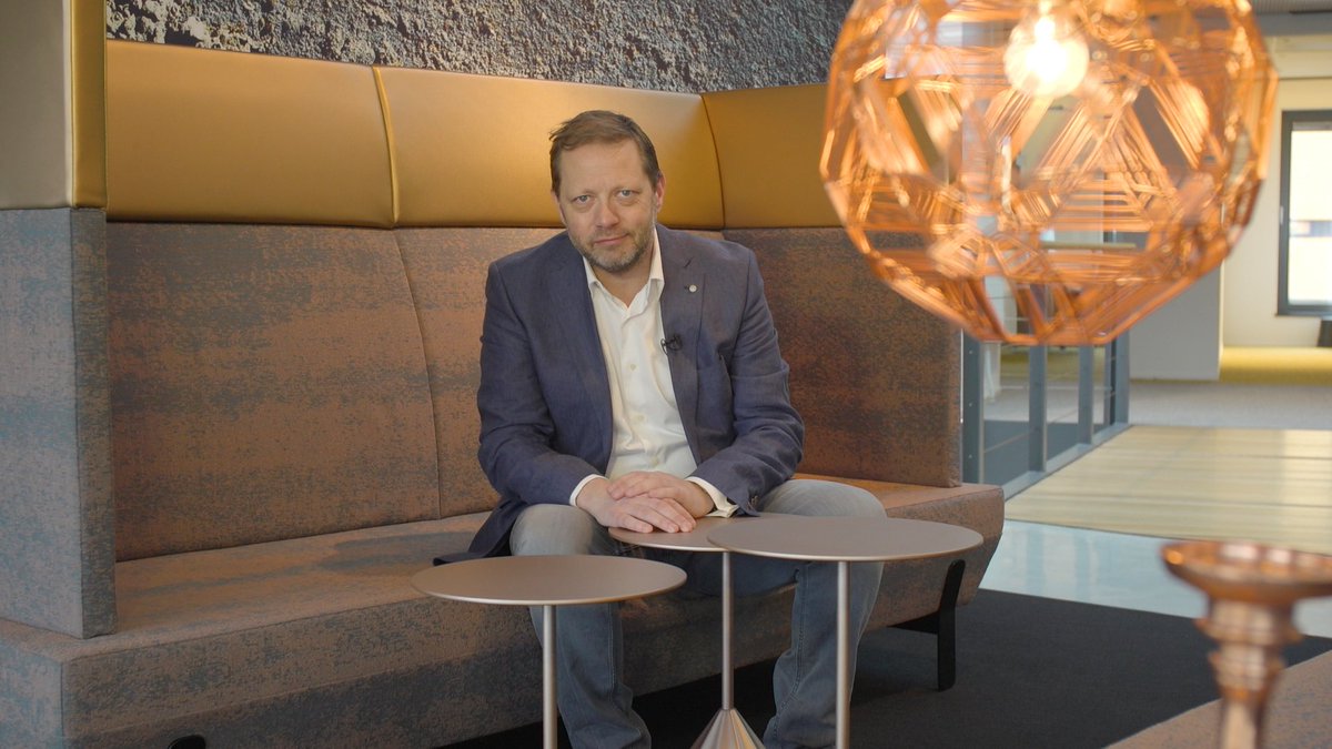 Vanmiddag presenteert @MarcDijkSales vanuit de showroom @ROHDEGRAHL de laatste aflevering van dit seizoen: 15.30 bij <a href="/SBS6/">SBS6</a> .
#innovatie #mvo