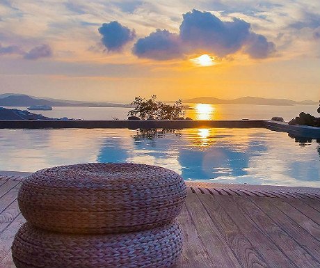 luxurytravel's tweet image. NEW POST! 6 luxury villas and chalets in France for the ultimate private getaway bit.ly/2mBVubC #travel #luxurytravel