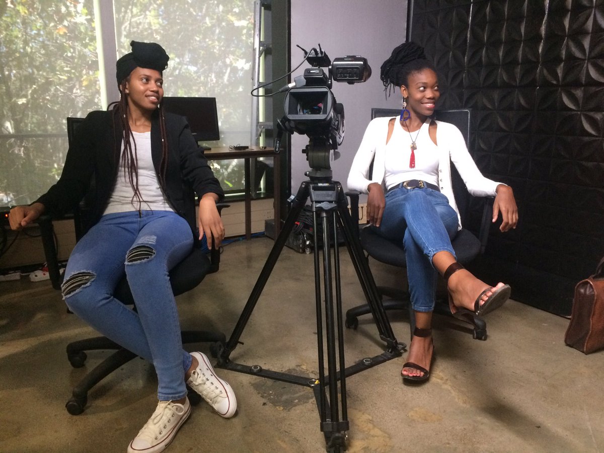mybigstartupza's tweet photo. Getting #familiar with cameras for #entrepreneurs is a journey of confidence and preparation for #pitchdeck .@mybigstartupza https://t.co/C910W70ek3
