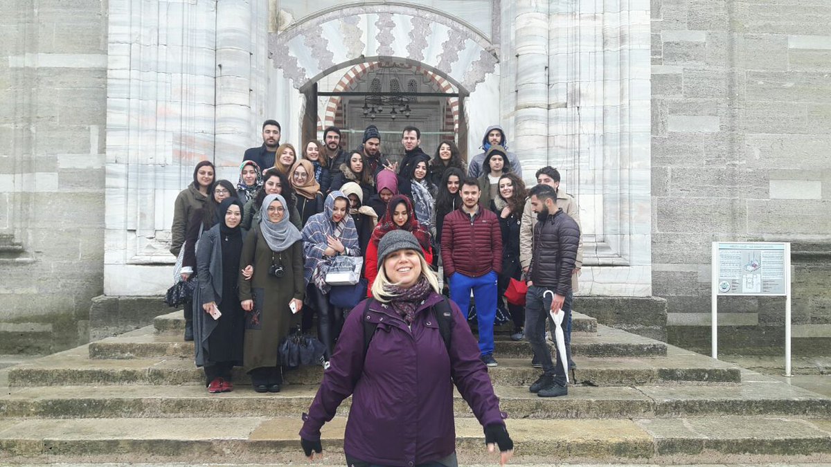 etutmt's tweet photo. Mimarlık tarihi hocamız Dr. Sibel Acar ile Edirne'deyiz https://t.co/MfPJYIgw19
