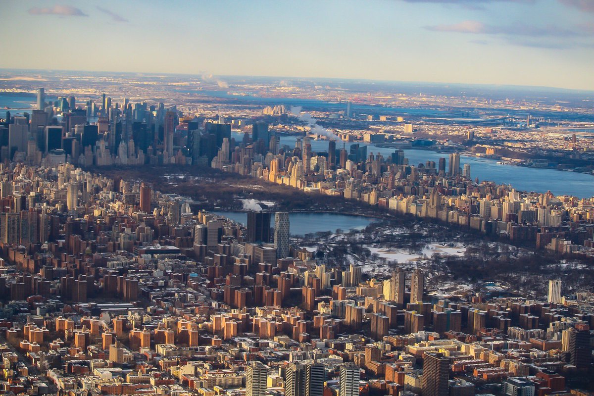 DrJeffreyP's tweet image. It is difficult to comprehend the vastness of @CentralParkNYC unless you see it from the air! @SouthwestAir #SWAPics instagram.com/p/BRf9FJmB7vh/