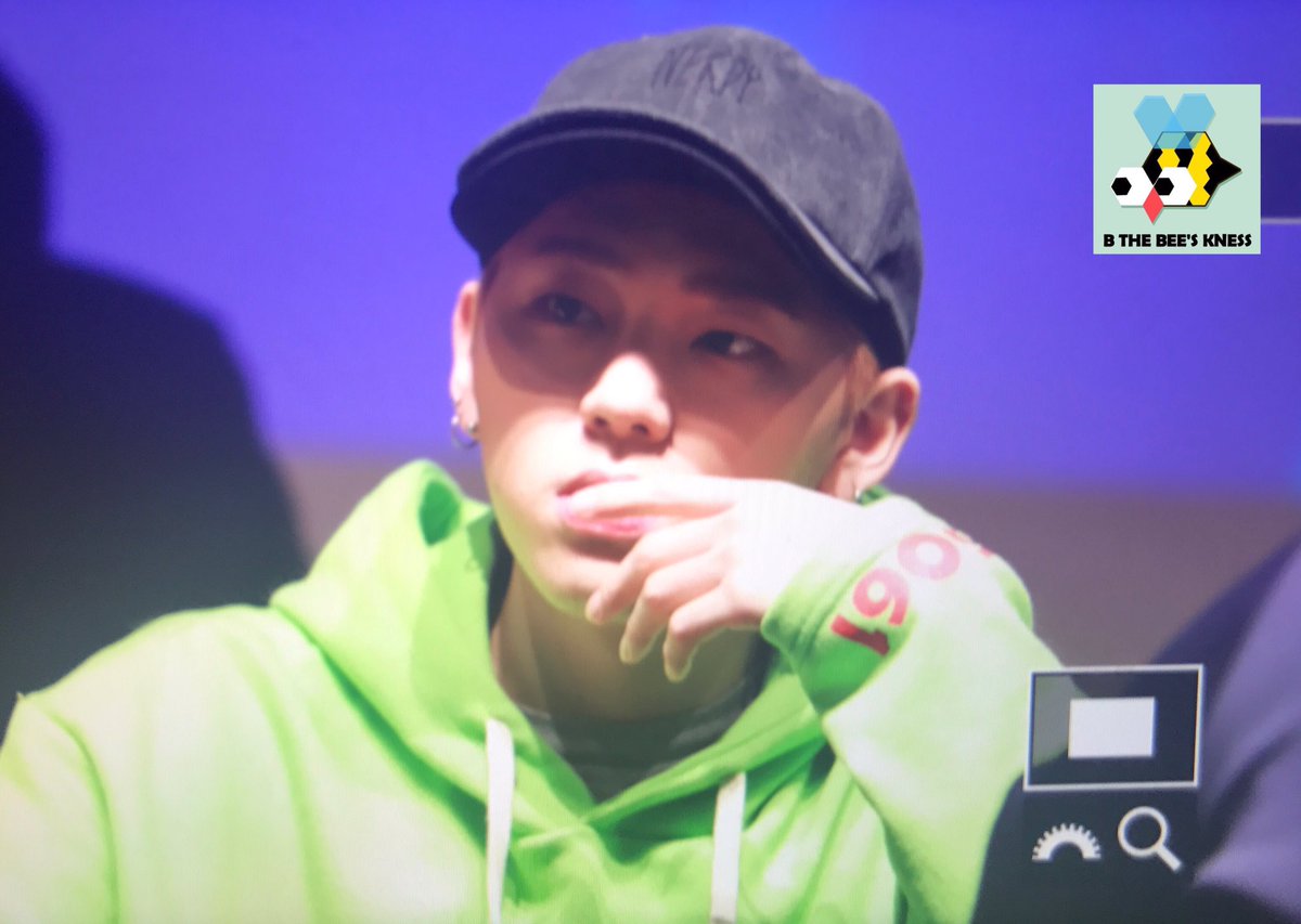 BtheBeesKnees's tweet photo. 170311. DVD팬사.
 #블락비 #지코 #우지호 #ZICO https://t.co/GpdA9X2diB