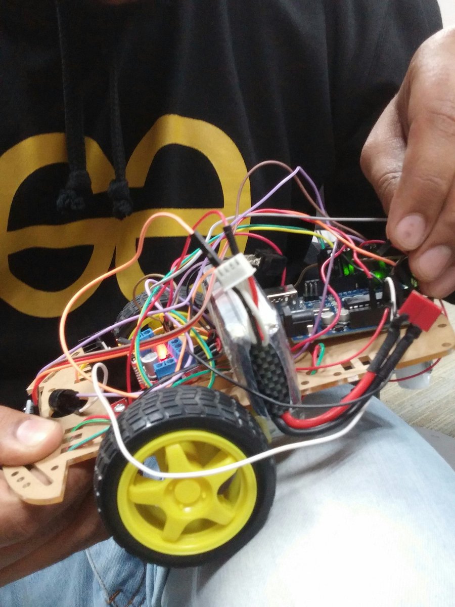diygeeks_org's tweet photo. Makers' Meetup for KIDS.
Children learning the art of making.
#HappeningNow #MakerFest #MakerFestLahore #DIYGeeks https://t.co/sqvPq8WCeM