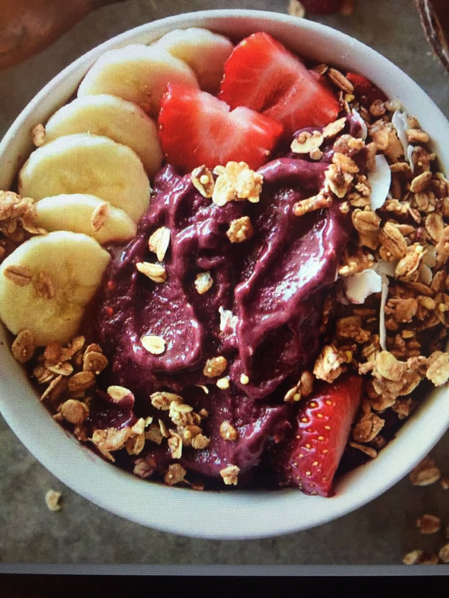 Super charged - super you!
Teya's juice bar @ virgin active crouch end.Super bowl with Açai berries packed with antioxidants. #superfood