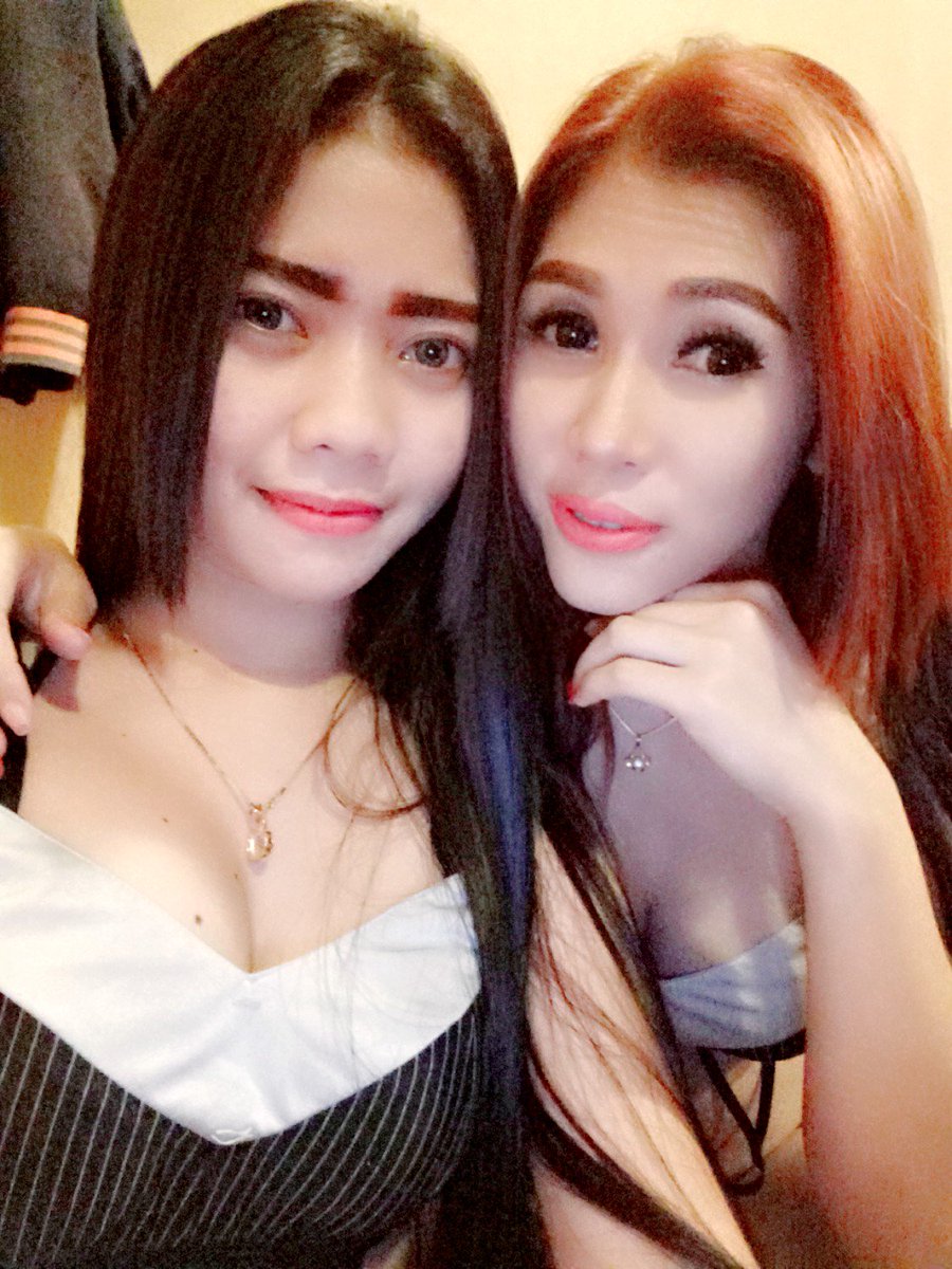 tika0396's tweet photo. with kka'zahra 😘😘 https://t.co/kW3GBrcOJz