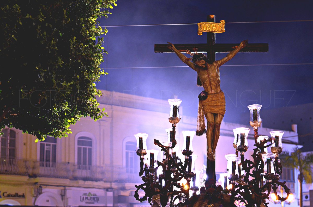 Vía Crucis del Consejo de Hermandades con el Santísimo Cristo de la Vera Cruz
fotografiadominguez.blogspot.com.es/2017/03/via-cr…