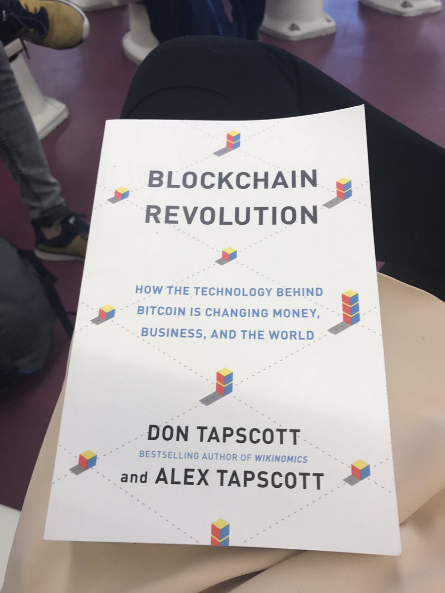 CarrascosaCris_'s tweet photo. A 2h train journey with @dtapscott @alextapscott #Blockchain https://t.co/1jRJMPRtwv