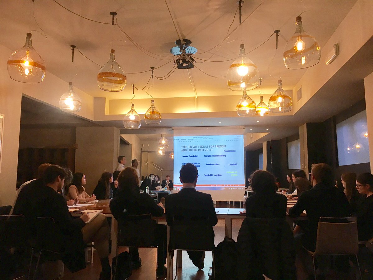 JEItaly's tweet photo. Grazie a @JECatt_Official per l'HR Day: formazione per tutto il network su come entrare al meglio nel mondo del lavoro #WeAreJADEItalia https://t.co/7JrZAGPFye
