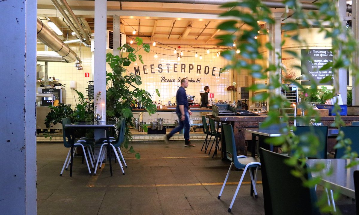 Vanavond zijn we gesloten vanwege een besloten evenement. Morgen staan we weer voor je klaar!