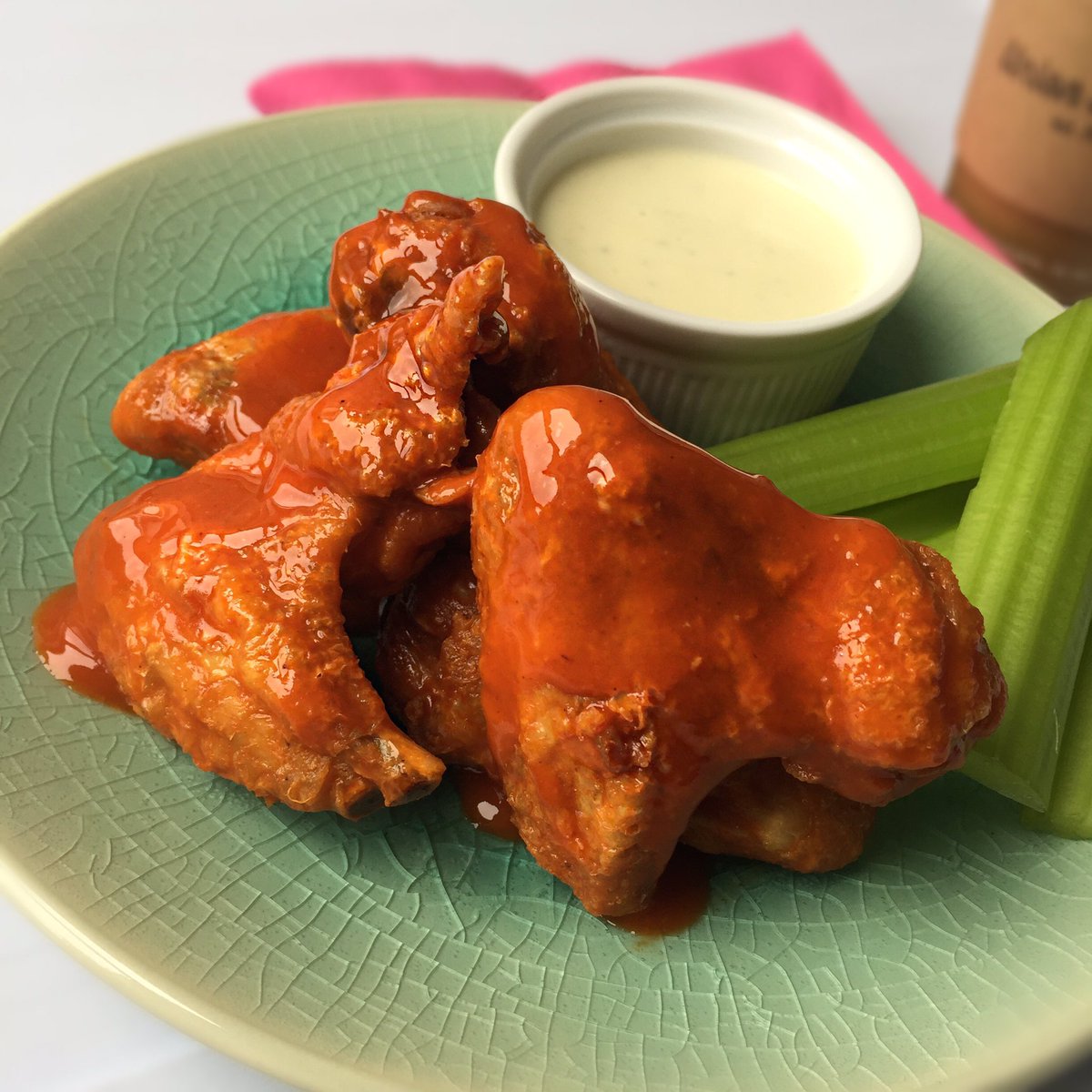 UnionWaffles's tweet photo. Wings covered in Frank's Hot Sauce. Boom. #unionwaffles #wafflee #wings #hotwings #glasgowfood #peoplemakeglasgow #foodporn https://t.co/Q4PLkx0wCl