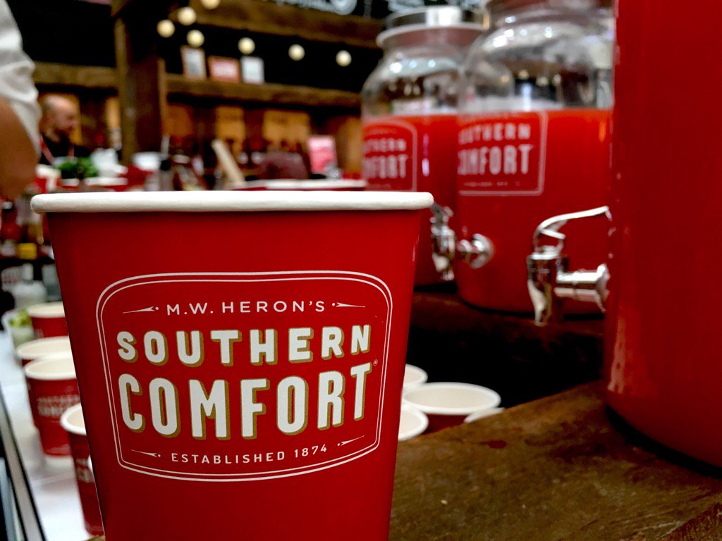 ukmobilebars's tweet image. Y'all get down to #country2country today for a #southernwelcome