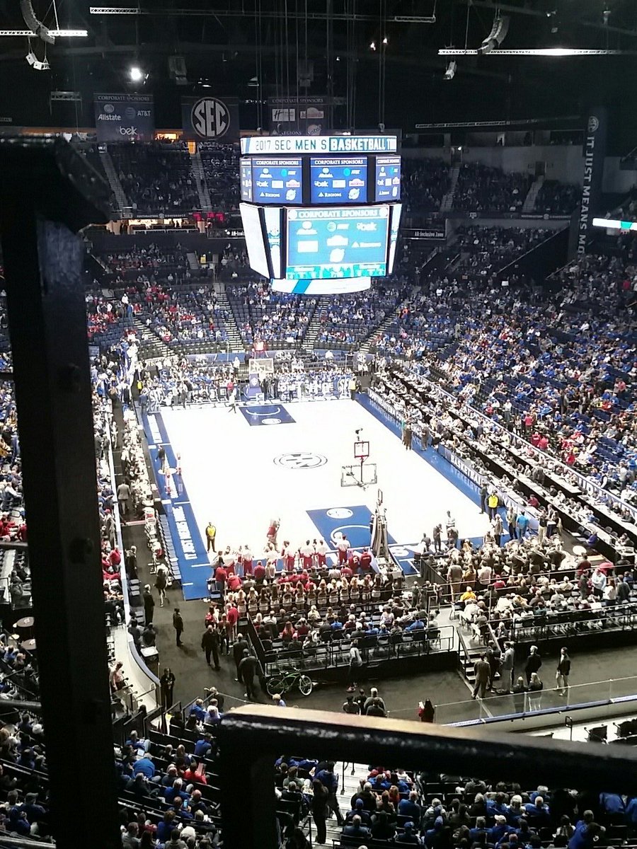 rizner11's tweet photo. Section: 333
row: A
seats: 14 &amp; 15
#SECMBB https://t.co/rKntALH61g