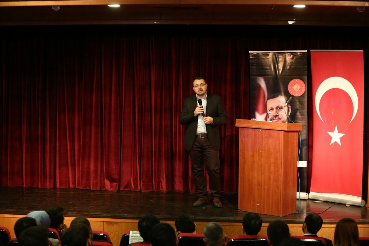 Genel Merkez Gençlik Kolları Bşk <a href="/mecertas/">Melih Ecertaş</a>'ın katılımıyla Gençlik STK'ları ile bir araya gelerek Cumhurbaşkanlığı Hükümet Sistemini konuştuk