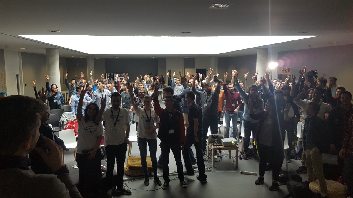signappsos's tweet photo. @Hack_ForGood #hackforgood #salamancahackforgood ya todos conocen el nuevo signo para pedir auxilio de @signappsos #signapp aprenderlo! https://t.co/2tOeqnKHwS
