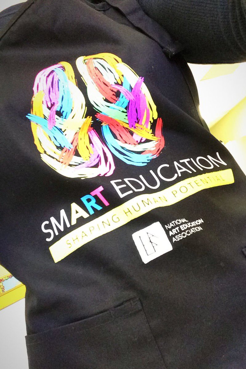 ARTSCAPEATL's tweet photo. New aprons! #artscapeatl #creatingartoutside #NAEA17 #springbreakartcamp https://t.co/1NJzOWOymr