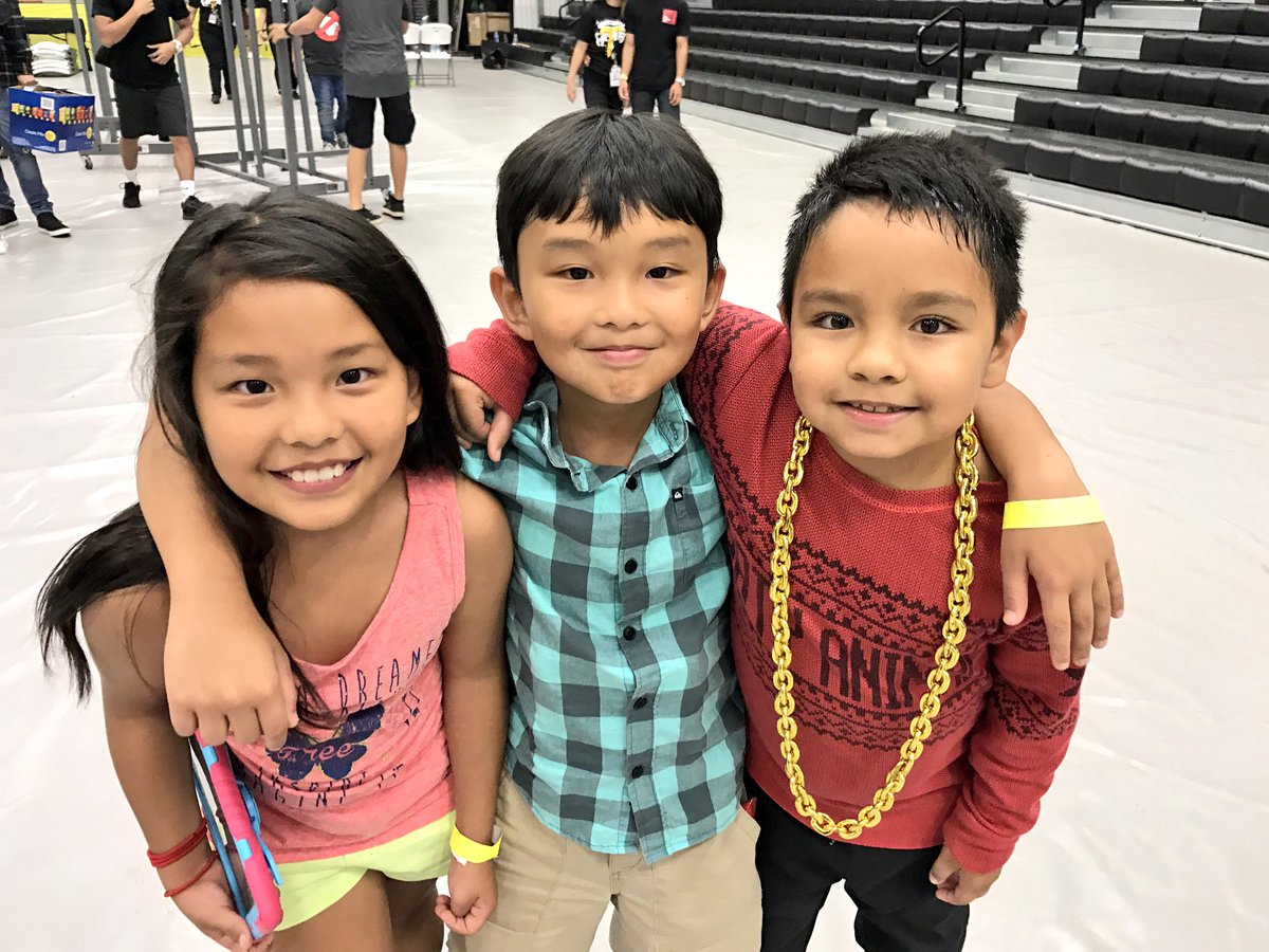 castrokimberly_'s tweet photo. So impressed with the next generation 😎 #DoingGreatThings #TFACTOR2017 https://t.co/GJjOUkf26G