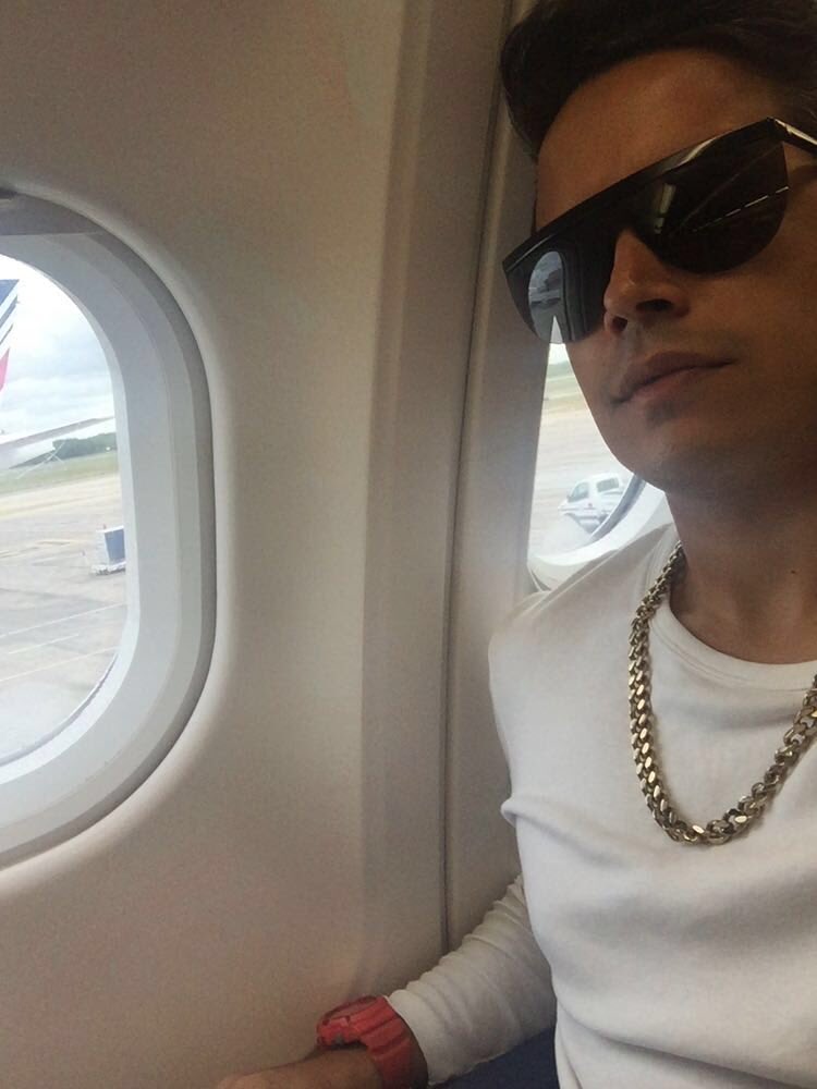 josemarmolejos's tweet image. " El que puede cambiar sus pensamientos, puede cambiar su destino"