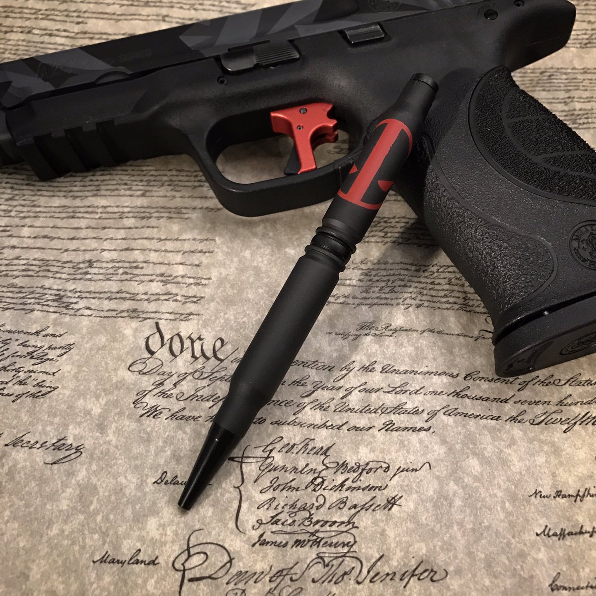 HCCraftsman's tweet photo. #deadpool 308 pens are in stock now! 
https://t.co/iH8UIIyyR9 https://t.co/1i5HQQoPUJ