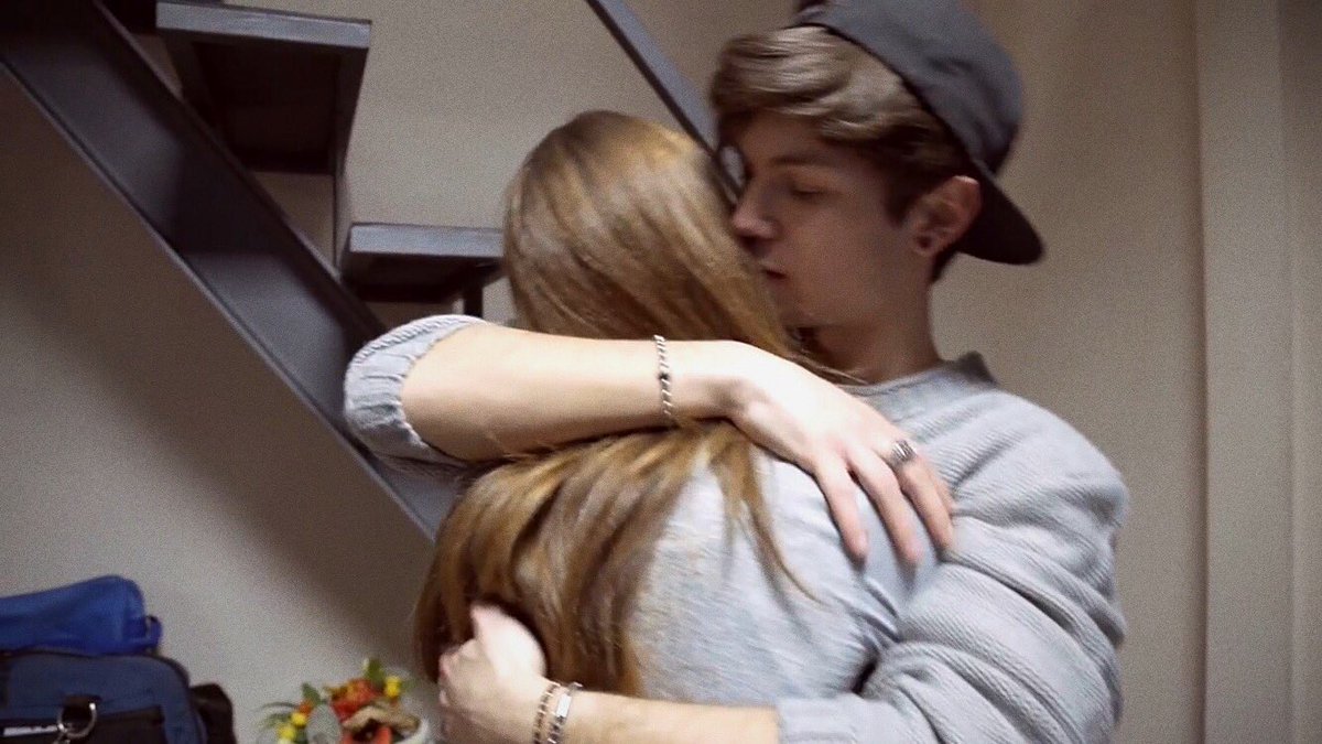 RealAlbericoyes's tweet photo. Lunedì online #MyLife https://t.co/L81YTq3nlx