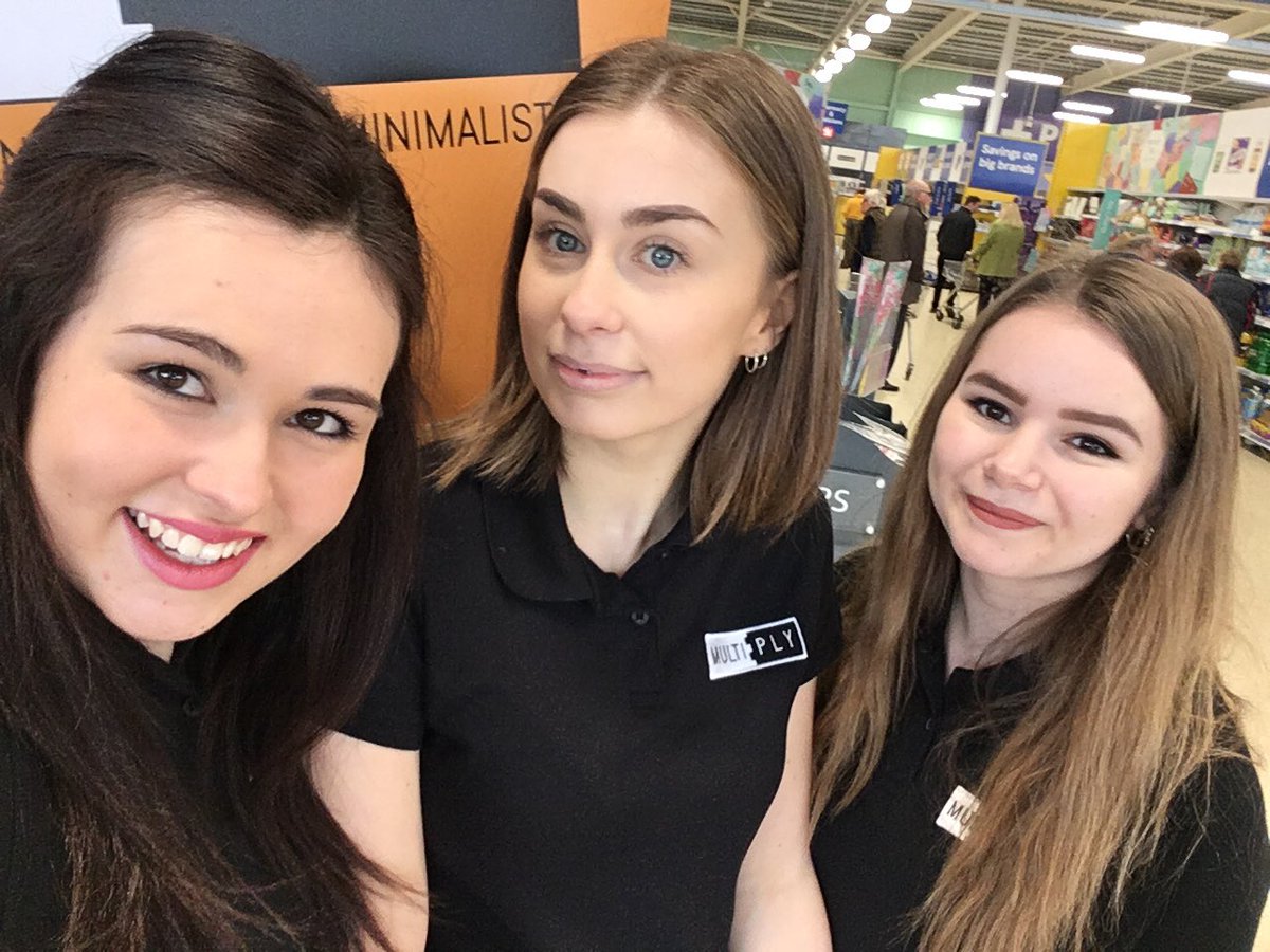 Brilliant morning at <a href="/Tesco/">Tesco</a> Ryde today for #youngenterprise representing <a href="/RydeAcademy/">Ryde Academy</a>! Very successful and happy team! <a href="/WightYE/">Young Enterprise IW</a>