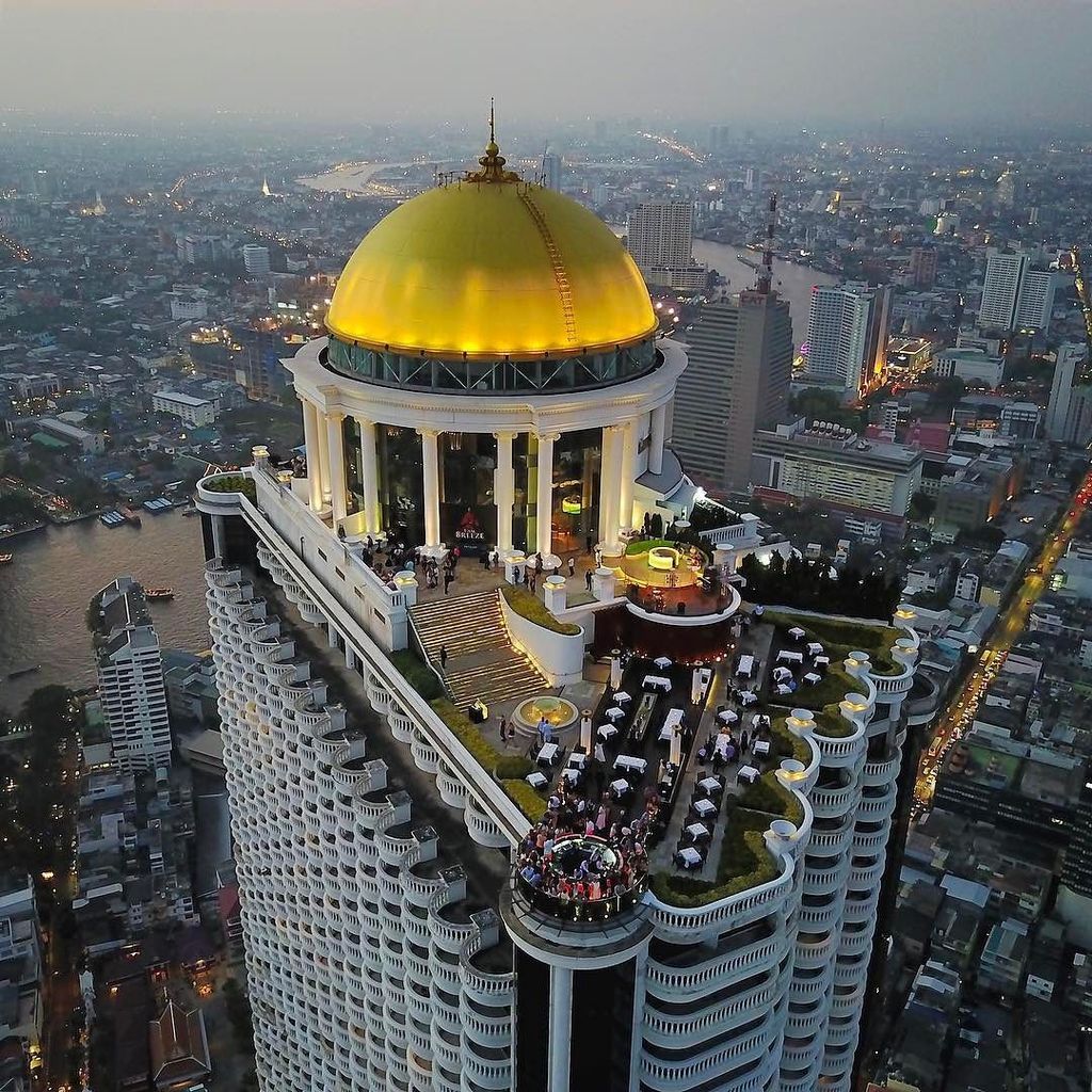 Christian Mischler on Twitter: "Sirocco & Sky Bar at Lebua ...