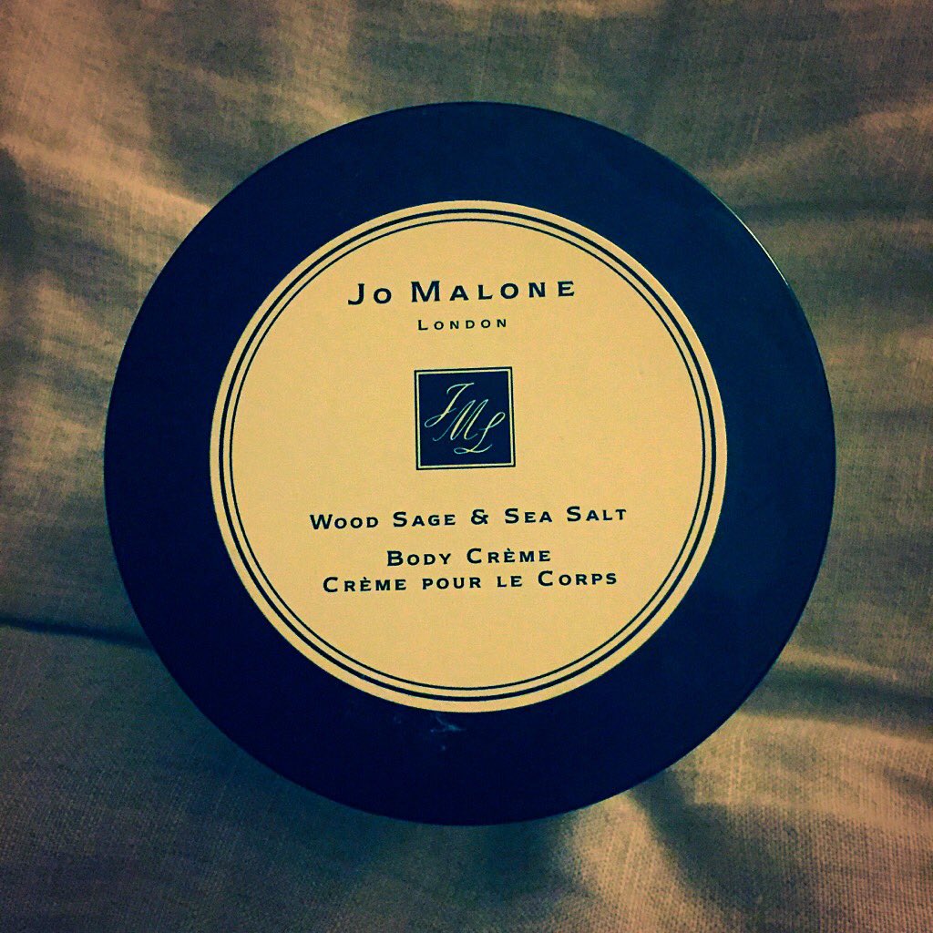 k8May's tweet photo. Time to get ready to paaaaaarty!!! πππΌBut first...... #JoMalone #WoodSageAndSeaSalt ππΌ#Kevs40th πΎ https://t.co/fDy2SBw3Rp
