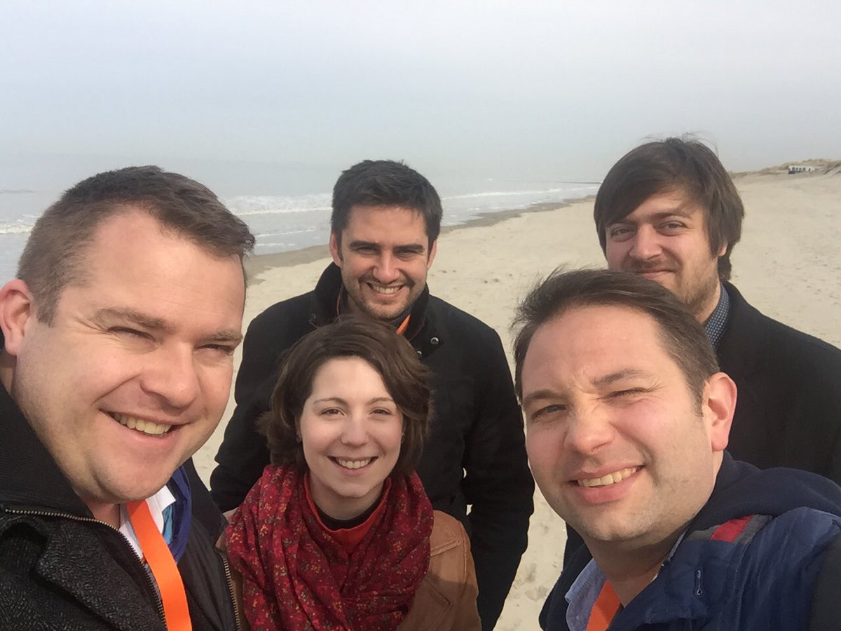 JorisPoschet's tweet photo. Bakken en braden op #bewatch congres @JONGCDENV in Bredene.
Even verpozen in al het amenderingsgeweld. @eboodts @AntonSchuurmans https://t.co/TJyQWRBzmC