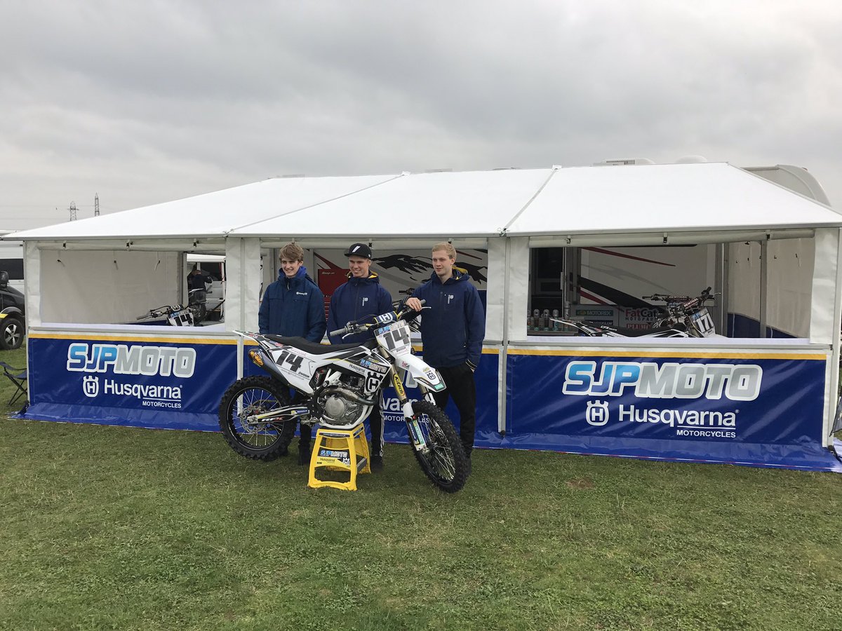 <a href="/sjpmoto/">SJP Moto</a> class or 2017 set up ready to go @MaxxisBritishMX round 1. <a href="/RobDavidson114/">Rob Davidson™</a> <a href="/tomneal_19/">Tom Neal</a> <a href="/Dexmx711/">Dexter Douglas</a>  @Husqvarna1903