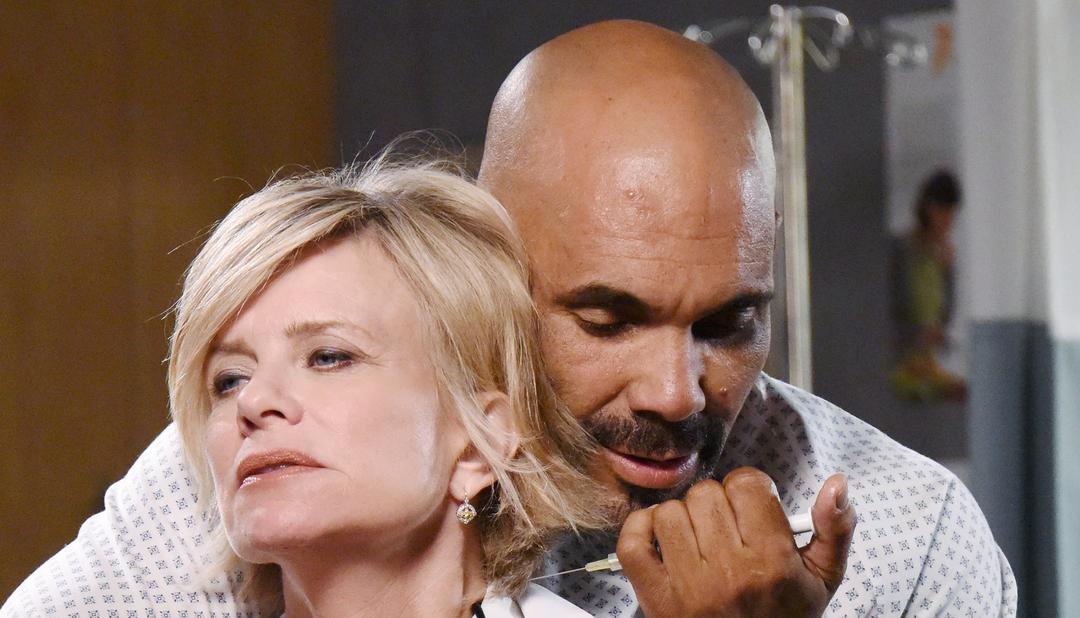 DaysPeacock's tweet photo. Nobody move, it's time to catch up on this week's #DAYS. https://t.co/P1TnQZe0GO https://t.co/2o3MkWwJiC