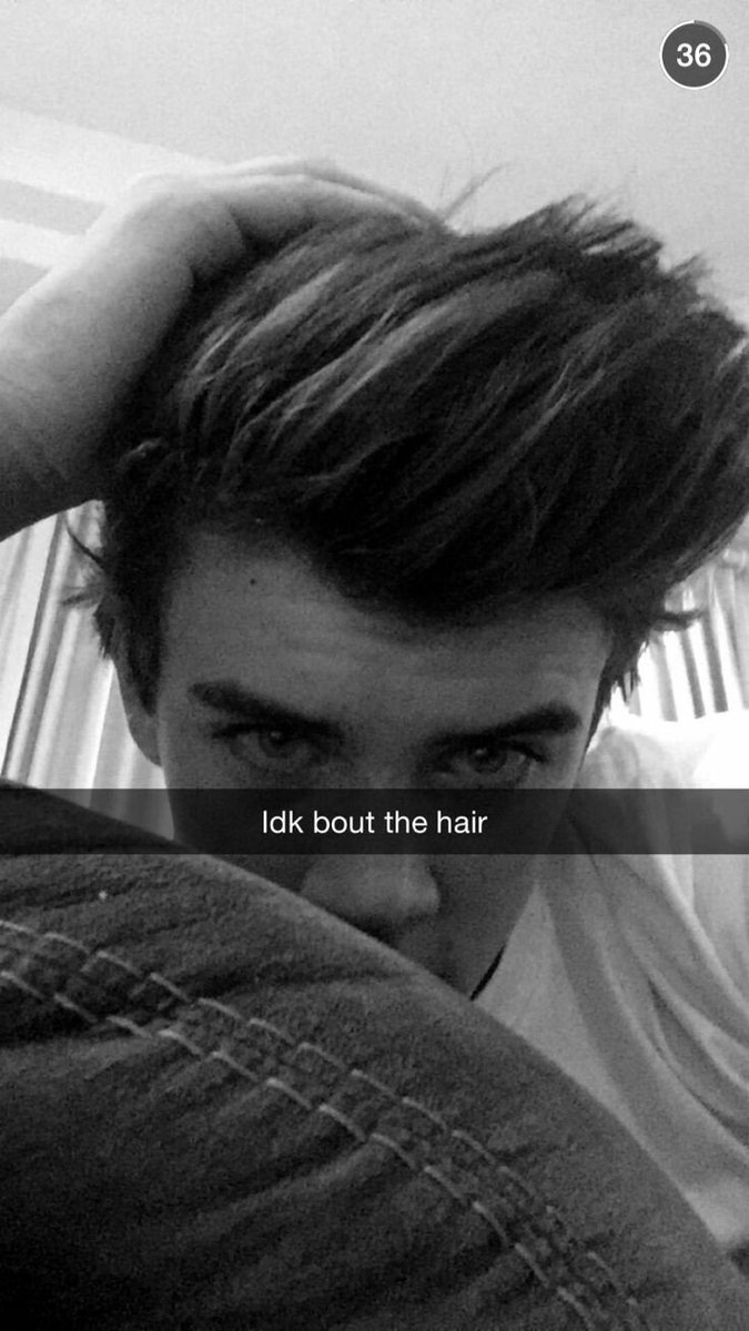 betsidudung's tweet photo. @HayesGrier love u bae💖💖💖 https://t.co/fgjmNR1xEu