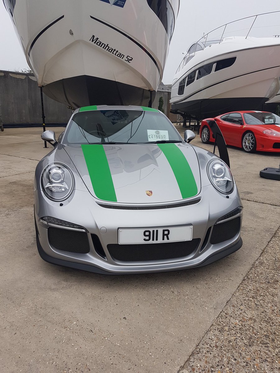 Markyboy911's tweet photo. This absolute beaut is a Sunseeker's pre season boat show courtesy of @GCMotors #sunseeker #lifestyle #Porsche911 #GCmotors https://t.co/DQ46ifhHe7